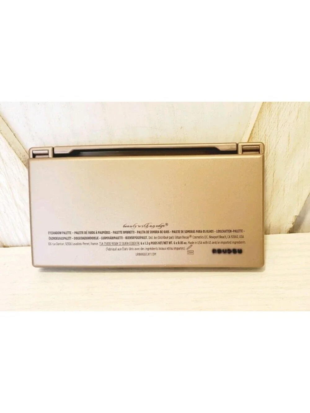 Urban Decay NAKED2 BASICS Eyeshadow Palette 6 Matte Neutrals New Without Box - Picture 3 of 3